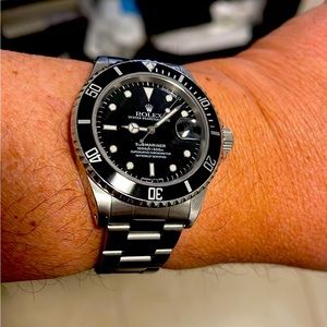 Rolex Submariner - Mint Condition/Used